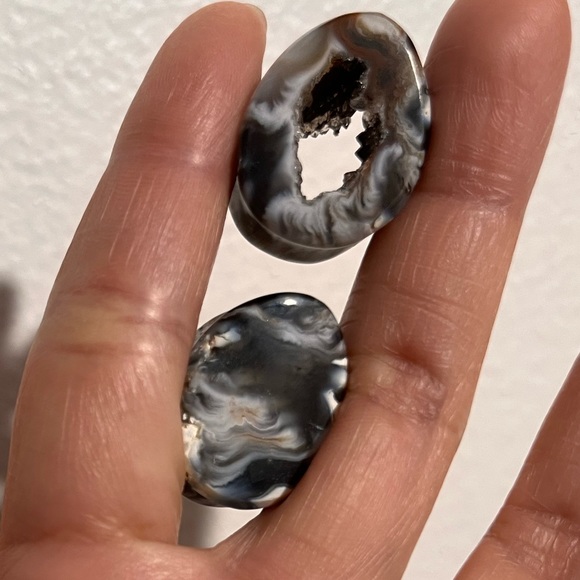 Alternative Earth Organics Druzy Teardrop Geode Plugs 19mm 3/4mm - Picture 9 of 11